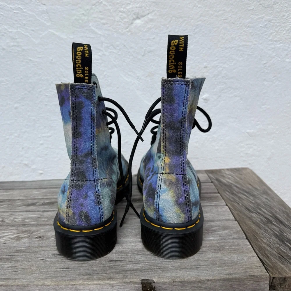 Dr. Martens size 10 1460 Pascal Tie Dye Blue Pattern Boot! - Picture 8 of 9